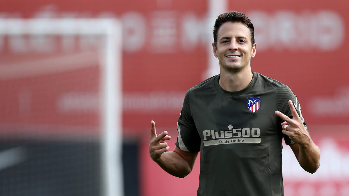 Santiago Arias steht vor einem Wechsel zu Bayer Leverkusen Santiago Arias steht vor einem Wechsel zu Bayer Leverkusen
