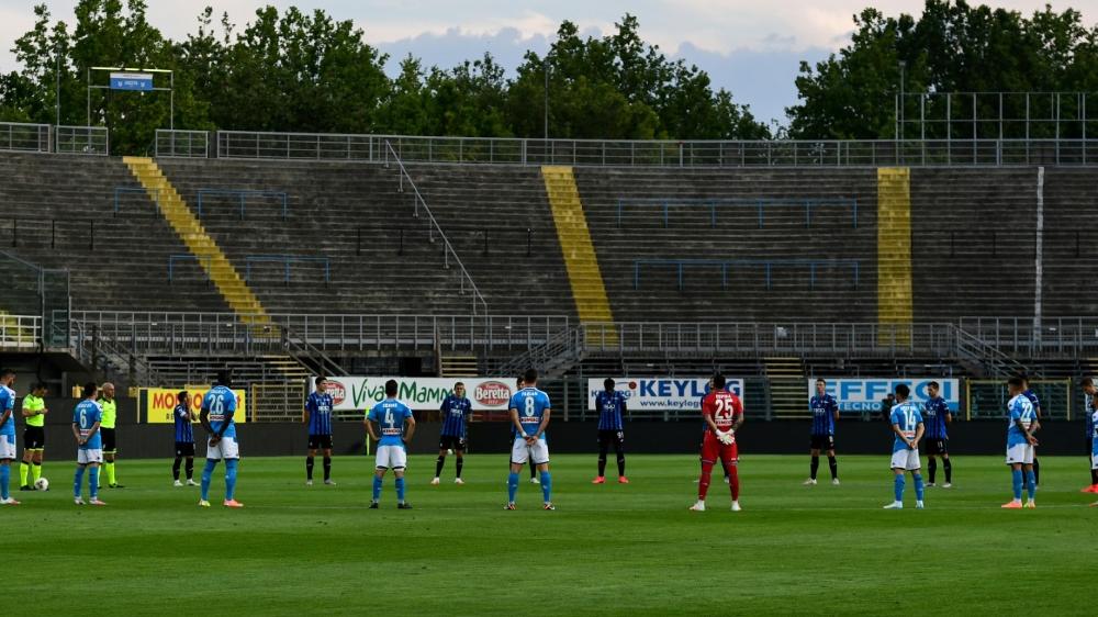 Schweigeminute im Gewiss Stadium in Bergamo Schweigeminute im Gewiss Stadium in Bergamo