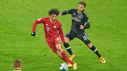 Leroy Sané (l.) sammelte beim Sieg des FC Bayern gegen Freiburg Pluspunkte