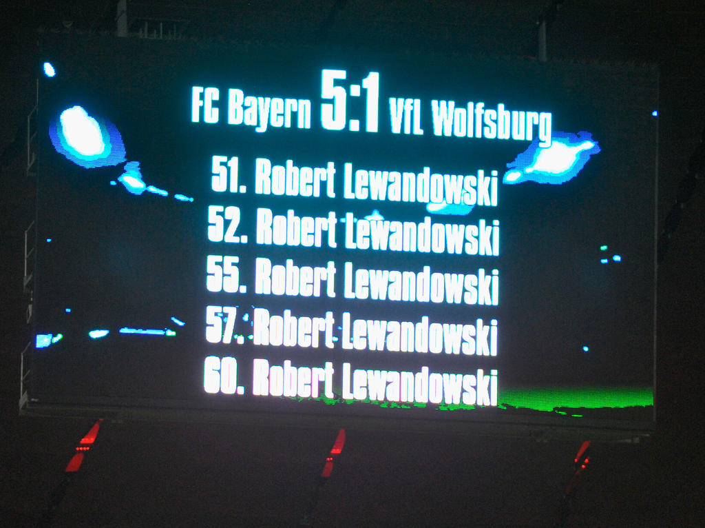 Fünf Tore in nur neun Minuten: Robert Lewandowski