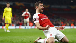 Arsenal steht durch einen 3:0-Sieg im Rückspiel im Achtelfinale der Europa League
