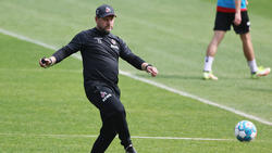 Steffen Baumgart warnt die Spieler des 1. FC Köln