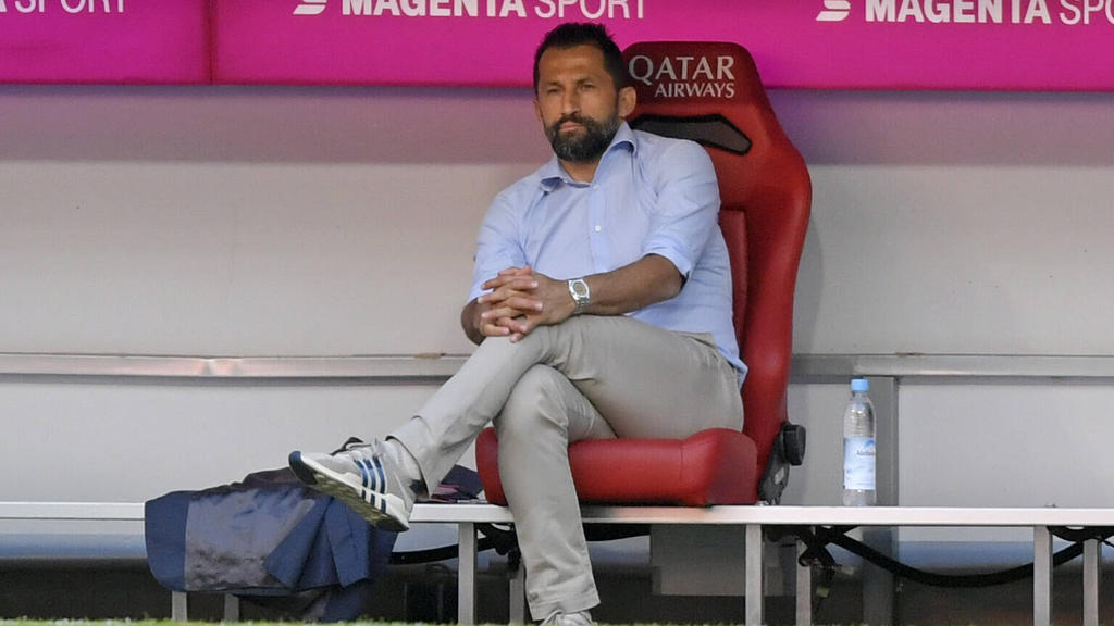 Hasan Salihamidzic lockt Tanguy Kouassi wohl zum FC Bayern Hasan Salihamidzic lockt Tanguy Kouassi wohl zum FC Bayern