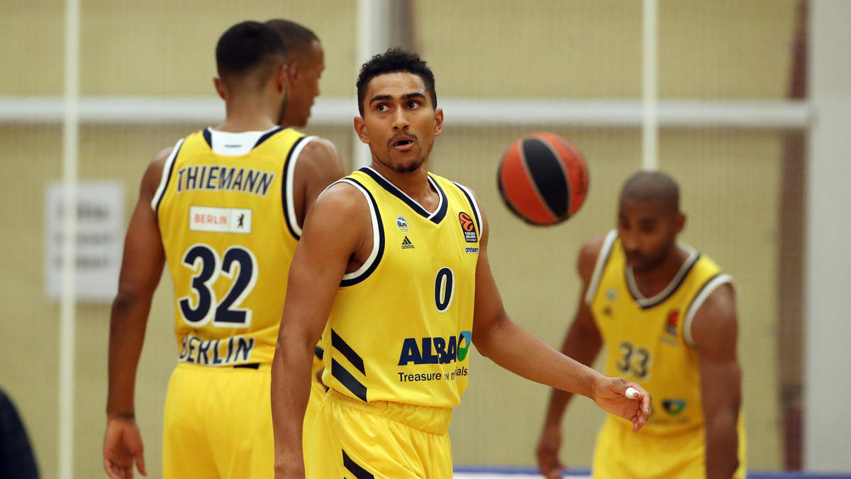 ALBA Berlin ging in Piräus leer aus ALBA Berlin ging in Piräus leer aus