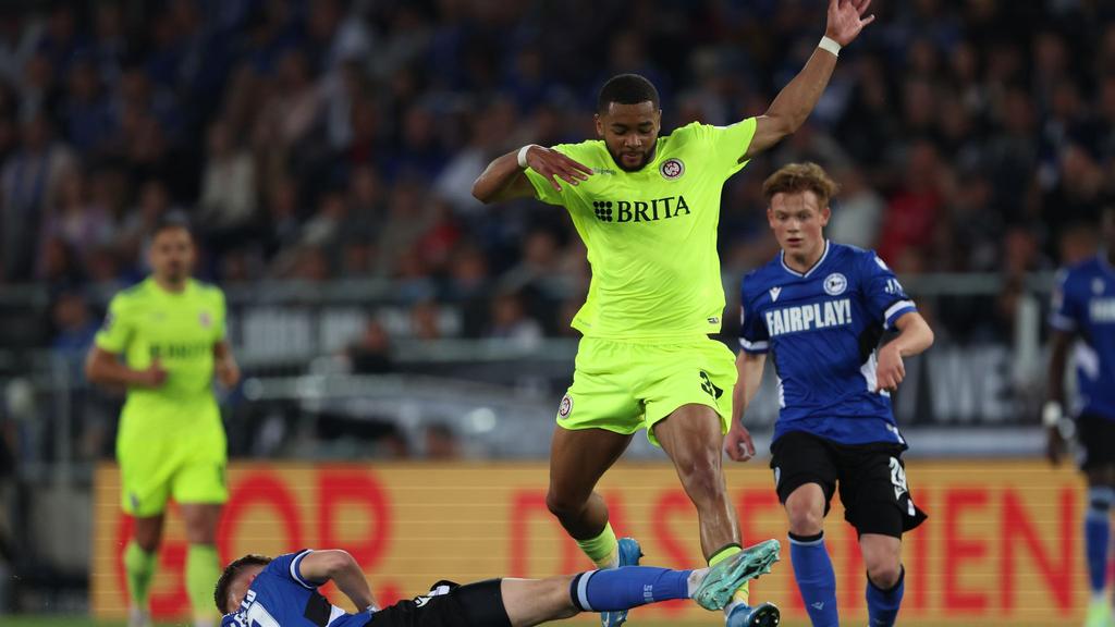 Er sei beim DFB-Pokalspiel in Sandhausen nicht rassistisch beleidigt worden: Brooklyn Ezeh Er sei beim DFB-Pokalspiel in Sandhausen nicht rassistisch beleidigt worden: Brooklyn Ezeh