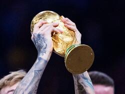 Der WM-Pokal wird 2034 in Saudi-Arabien vergeben