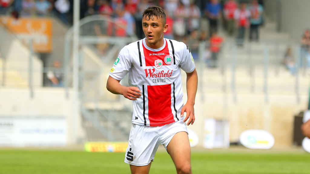 Kerem Yalcin soll beim VfB Stuttgart auf dem Zettel stehen Kerem Yalcin soll beim VfB Stuttgart auf dem Zettel stehen