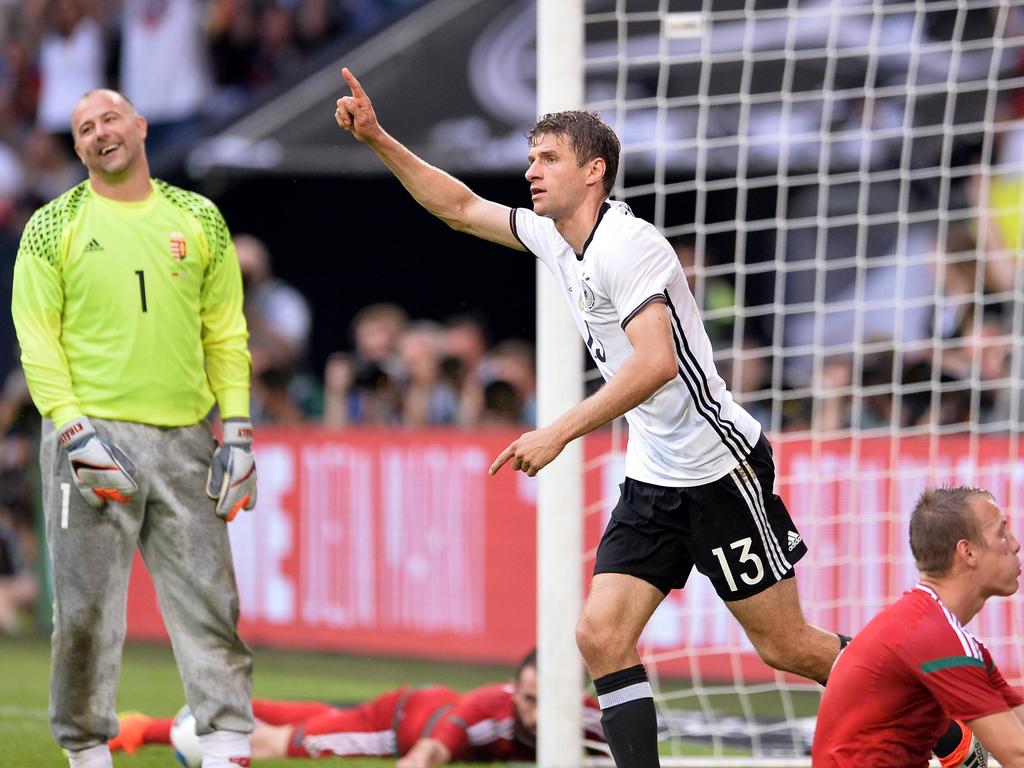 Thomas Müller zieht nach seinem Treffer gegen Ungarn in der Torjäger-Liste mit Klaus Fischer gleich