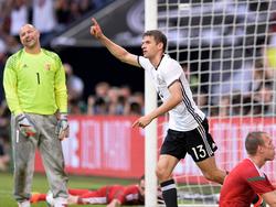 Thomas Müller celebra su tanto en el segundo tiempo. (Foto: Imago)