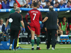 Cristiano se retiró lesionado en la final de la Eurocopa. (Foto: Getty)
