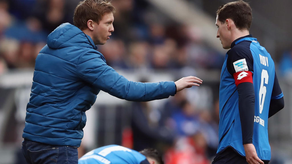 Wechselt Sebastian Rudy vom FC Bayern zu Schalke 04 oder RB Leipzig? Wechselt Sebastian Rudy vom FC Bayern zu Schalke 04 oder RB Leipzig?