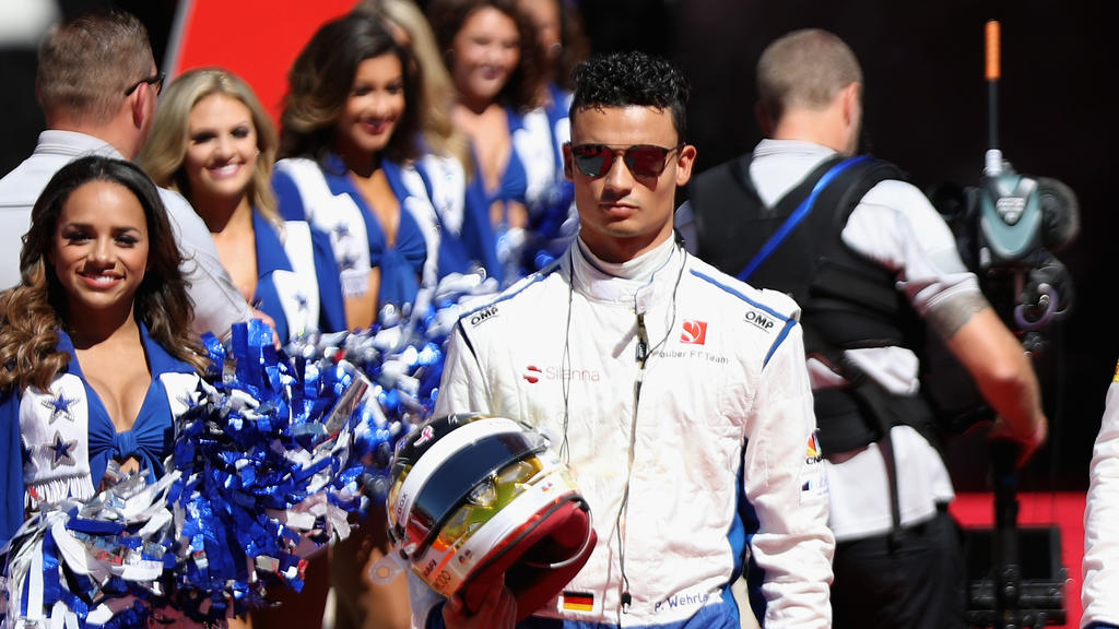 Pascal Wehrlein feierte ein enttäuschendes Formel-E-Debüt Pascal Wehrlein feierte ein enttäuschendes Formel-E-Debüt