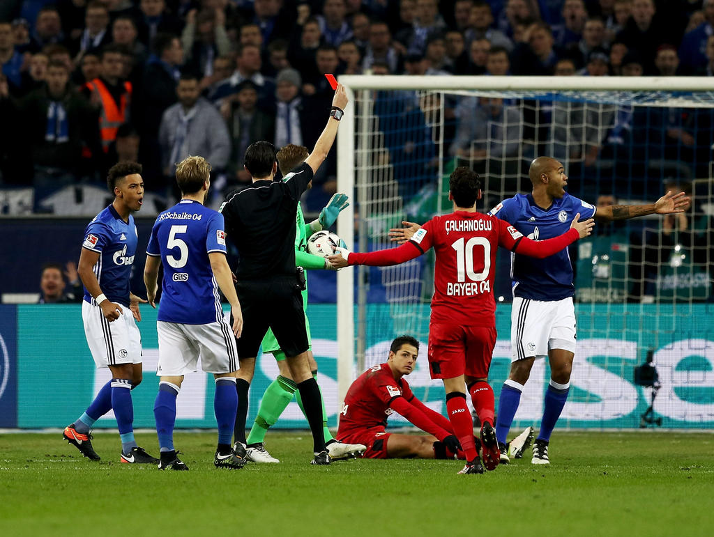 Naldo (r.) sah in der 5. Minute die Rote Karte