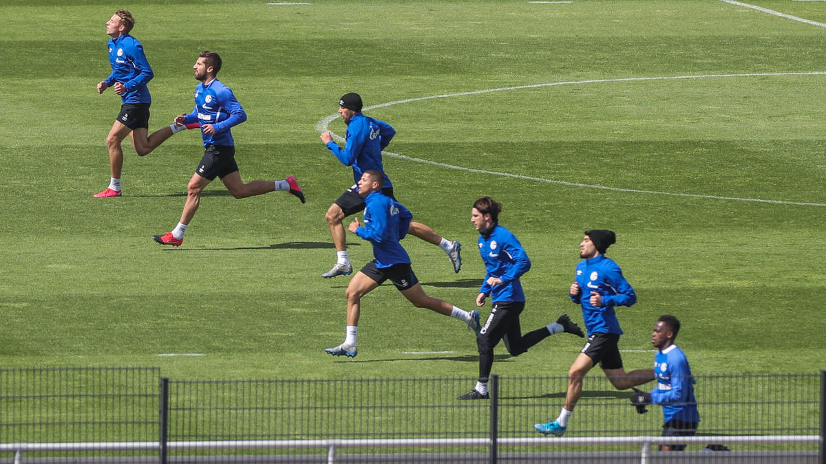 Trennt sich der FC Schalke im Sommer von elf Spielern?