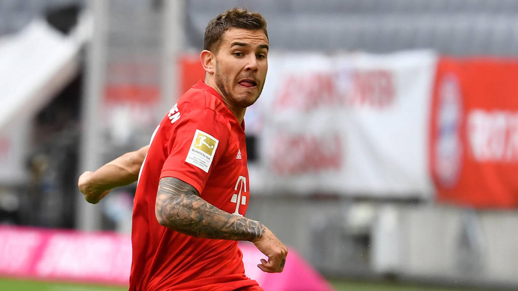 Lucas Hernández blieb beim FC Bayern nach der Pause in der Kabine