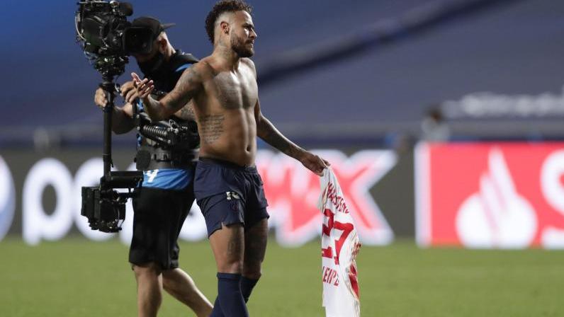 PSG-Star Neymar bekam das RB-Trikot von Marcel Halstenberg