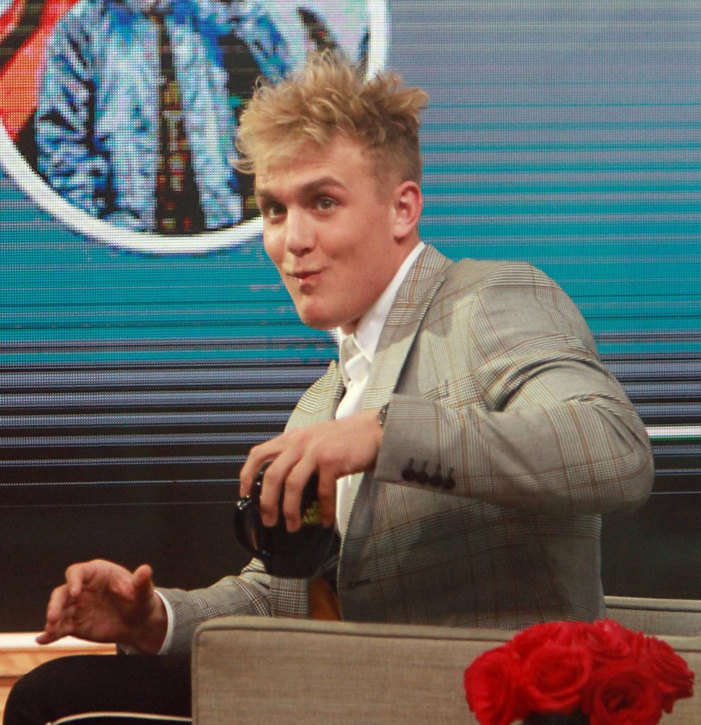 Logan Paul verdient als Youtuber (und Hobby-Boxer) Millionen