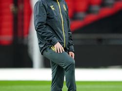 Der ukrainische Nationaltrainer Ruslan Rotan wird mit seiner Mannschaft weiter an der EM-Qualifikation teilnehmen.