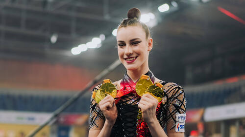 Die rhytmische Sportgymnastin Darja Varfolomeev