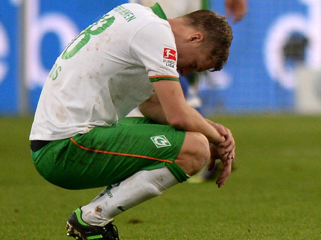 Felix Kroos zog sich im Spiel gegen Mainz einen Innenbandriss im Knie zu Felix Kroos zog sich im Spiel gegen Mainz einen Innenbandriss im Knie zu