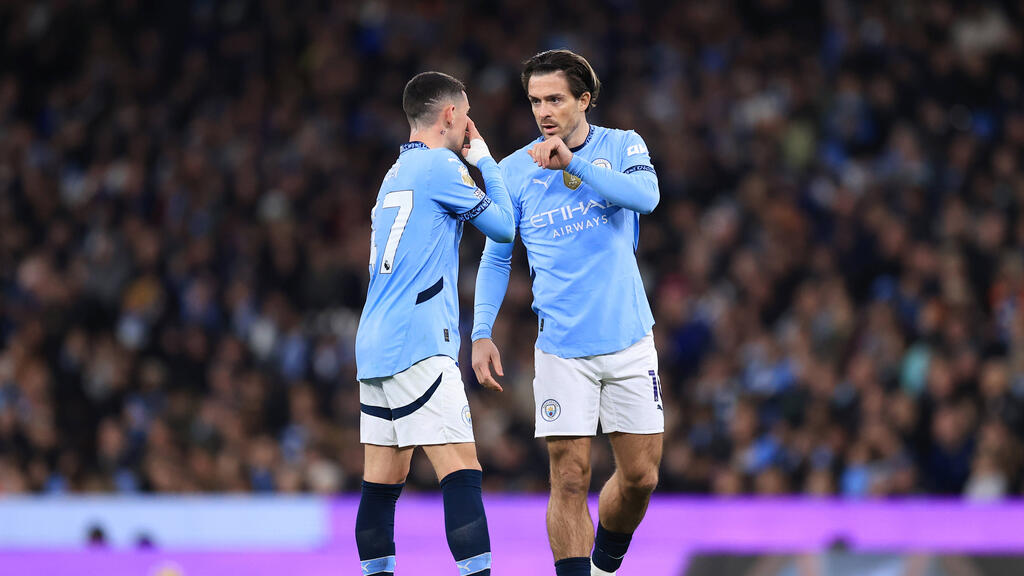 Jack Grealish (r.) wird mit dem BVB in Verbindung gebracht Jack Grealish (r.) wird mit dem BVB in Verbindung gebracht