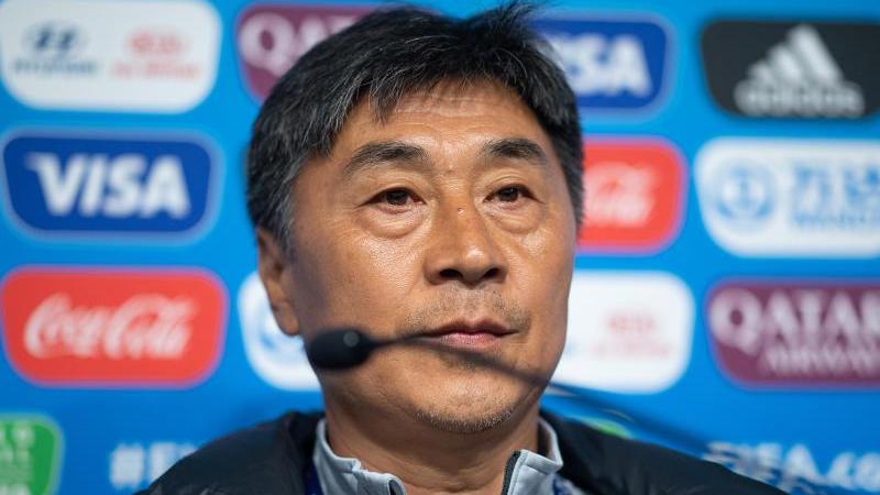 Xiuquan Jia ist der Trainer der chinesischen Frauen-Nationalmannschaft