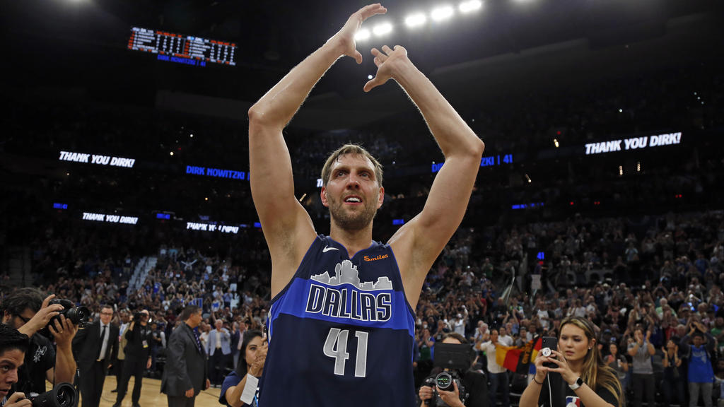 Der ehemalige Dallas Mavericks-Spieler Dirk Nowitzki genießt das Leben als Basketball-Rentner. Foto: Roger Steinman/FR171255 AP Der ehemalige Dallas Mavericks-Spieler Dirk Nowitzki genießt das Leben als Basketball-Rentner. Foto: Roger Steinman/FR171255 AP