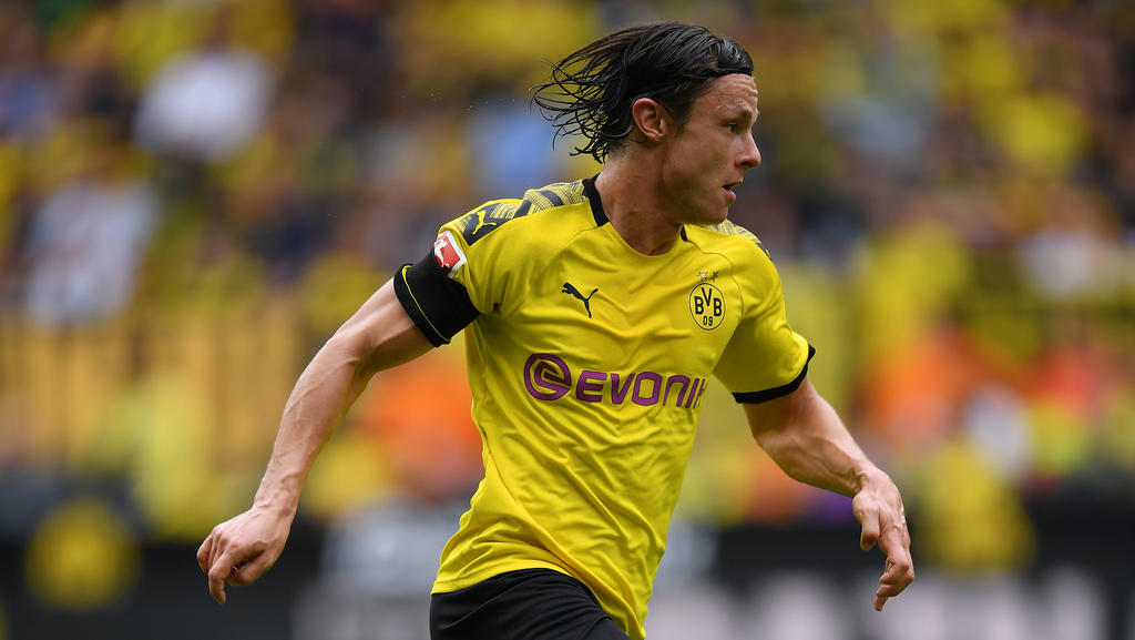 Nico Schulz spielt seine erste Saison beim BVB Nico Schulz spielt seine erste Saison beim BVB