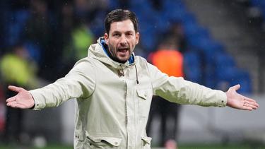 Sandro Schwarz wird laut einem Medienbericht nicht Trainer des FC Schalke 04