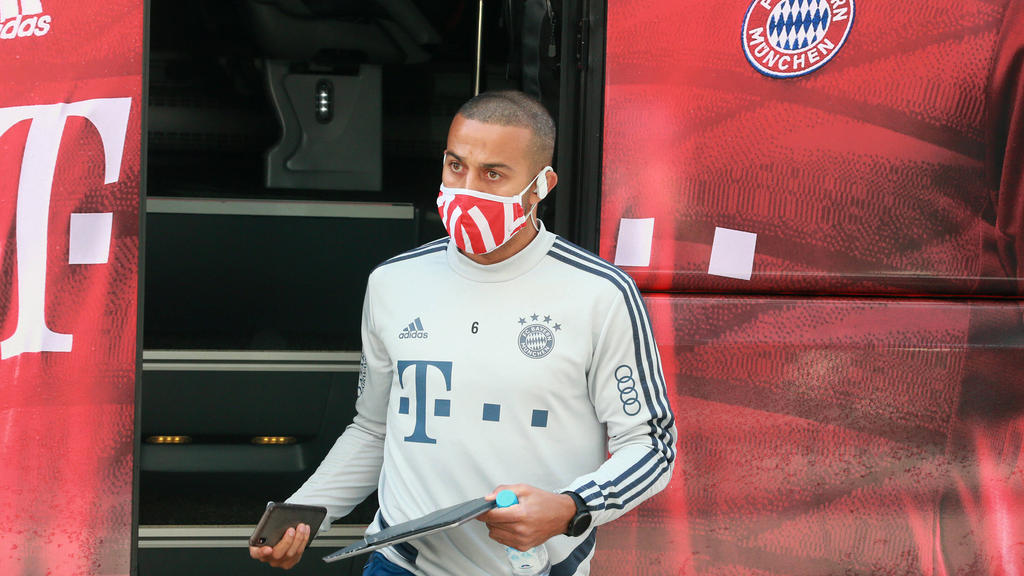 Verlässt Thiago den FC Bayern? Verlässt Thiago den FC Bayern?