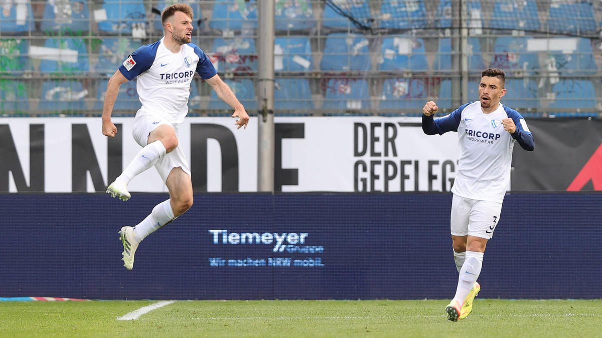 Manuel Wintzheimer (l.) erzielte das 2:0 für den VfL Bochum Manuel Wintzheimer (l.) erzielte das 2:0 für den VfL Bochum