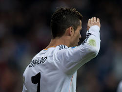 Gruß an Blatter? Cristiano Ronaldo feiert eines seiner drei Tore gegen Sevilla