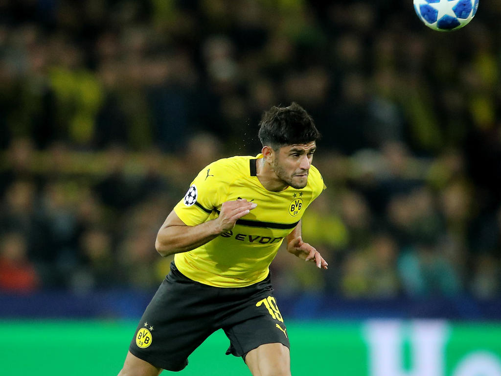 MITTELFELD: Mahmoud Dahoud (bis zur 76.) - Note: 3,0