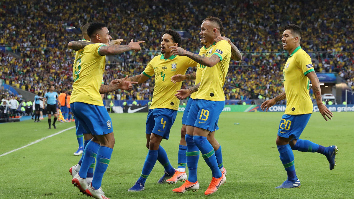 Die Selecao feiert den ersten großen Triumph seit 2007 Die Selecao feiert den ersten großen Triumph seit 2007