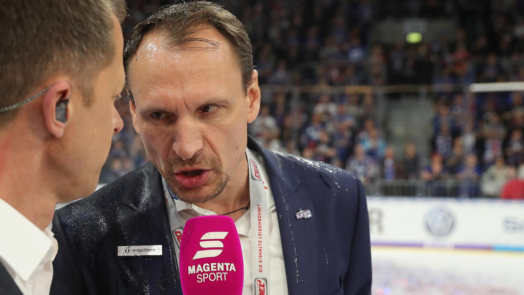 Adler-Coach Pavel Gross ist kein großer Freund der neuen Ausländer-Regel in der DEL Adler-Coach Pavel Gross ist kein großer Freund der neuen Ausländer-Regel in der DEL
