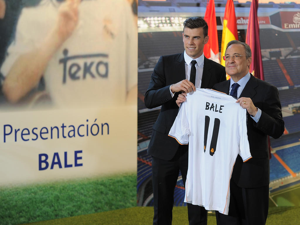 Gareth Bale (l.) wurde bei Real Madrid offiziell vorgestellt