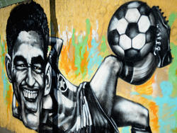 Ein Garrincha-Graffiti in Rio de Janeiro
