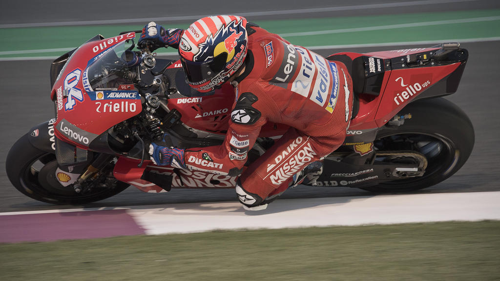 Andrea Dovizioso soll seinen Sieg beim KatarGP trotz des umstrittenen Flügels behalten Andrea Dovizioso soll seinen Sieg beim KatarGP trotz des umstrittenen Flügels behalten