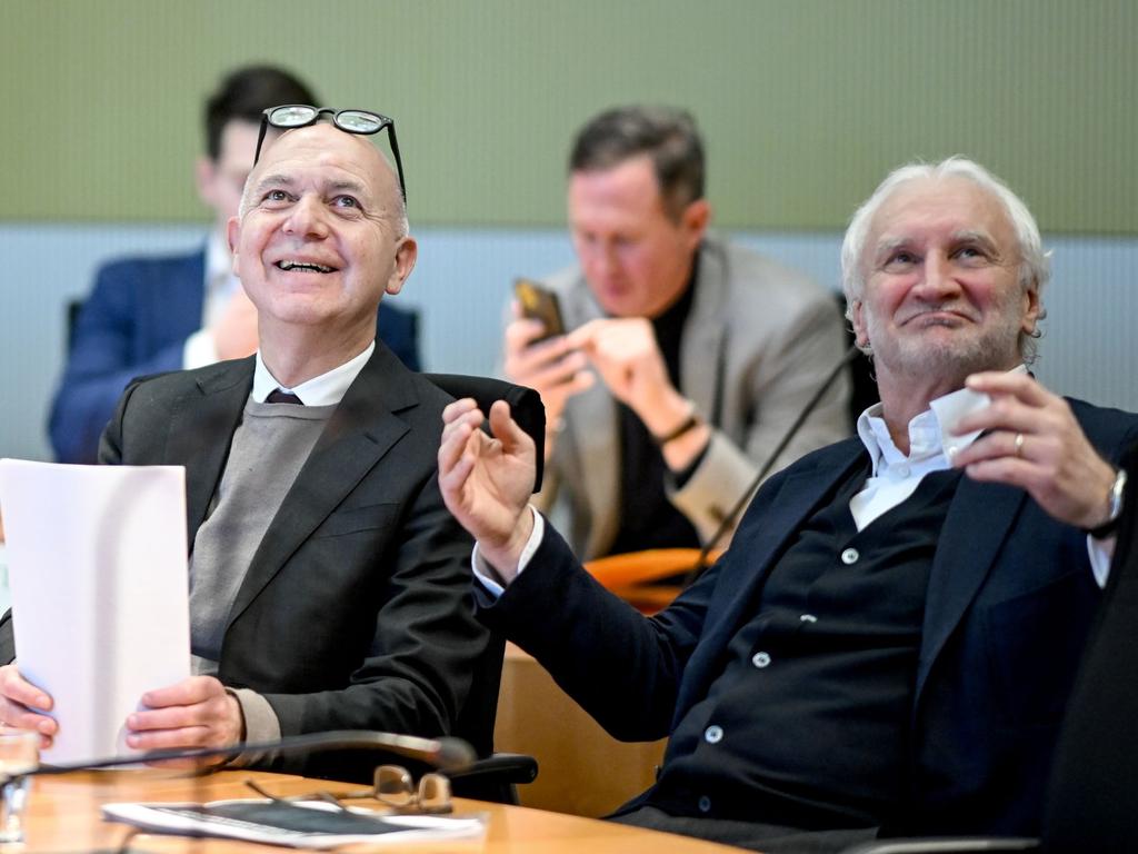 DFB-Führungsduo: Präsident Bernd Neuendorf (l), und Direktor Rudi Völler