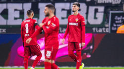 Atakan Karazor vom VfB Stuttgart (r.) weckt Begehrlichkeiten
