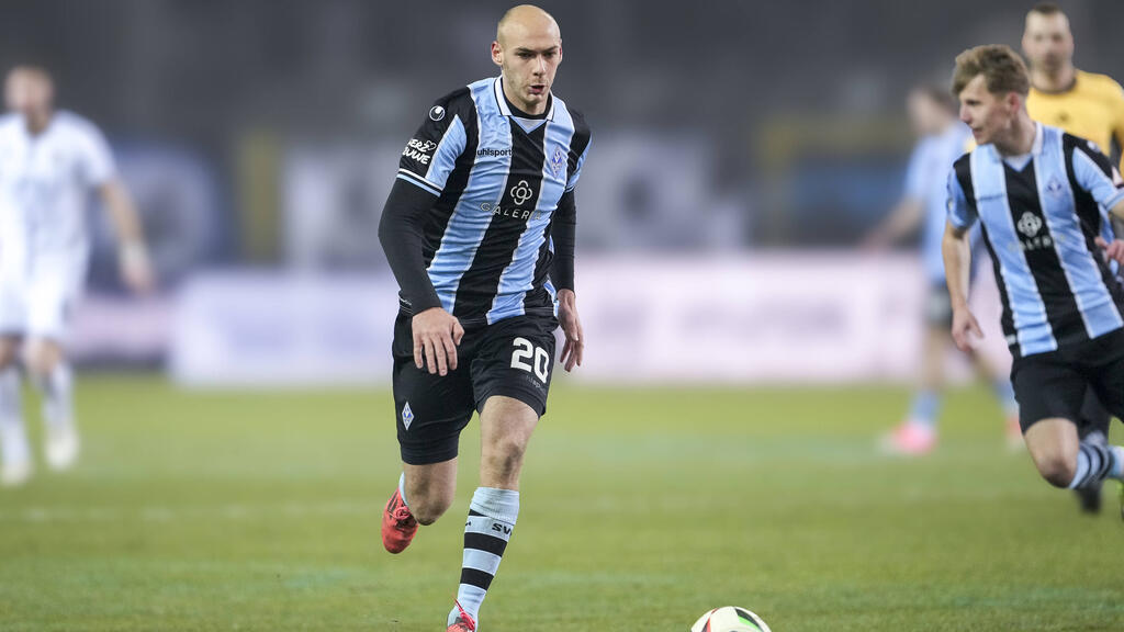 Henning Matriciani ist derzeit in der 3. Liga am Ball Henning Matriciani ist derzeit in der 3. Liga am Ball