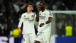 Antonio Rüdiger (r.) darf Real Madrid angeblich verlassen