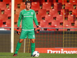Mickey van der Hart mocht in de voorbereiding nog het doel verdedigen van Go Ahead Eagles, maar raakte zijn plek kwijt. (16-10-2014). 