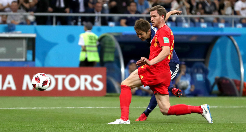 Genki Haraguchi trifft ins lange Eck