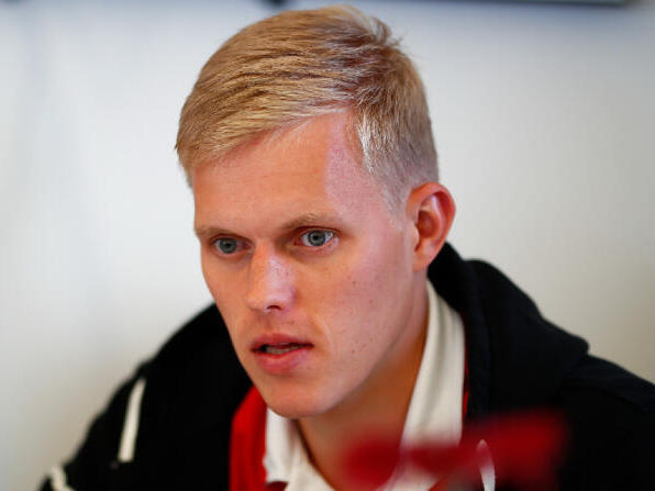 Ott Tänak ist überzeugt, dass Wechsel von Toyota zu Hyundai der richtige Schritt ist Ott Tänak ist überzeugt, dass Wechsel von Toyota zu Hyundai der richtige Schritt ist