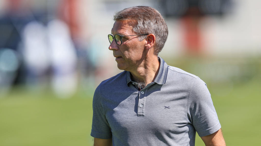 Schalkes Sportvorstand Peter Knäbel Schalkes Sportvorstand Peter Knäbel