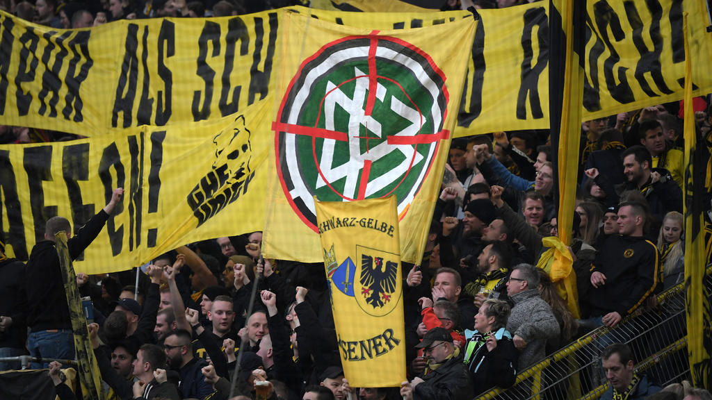 Auch während des BVB-Spiels wurde gegen Kollektivstrafen protestiert