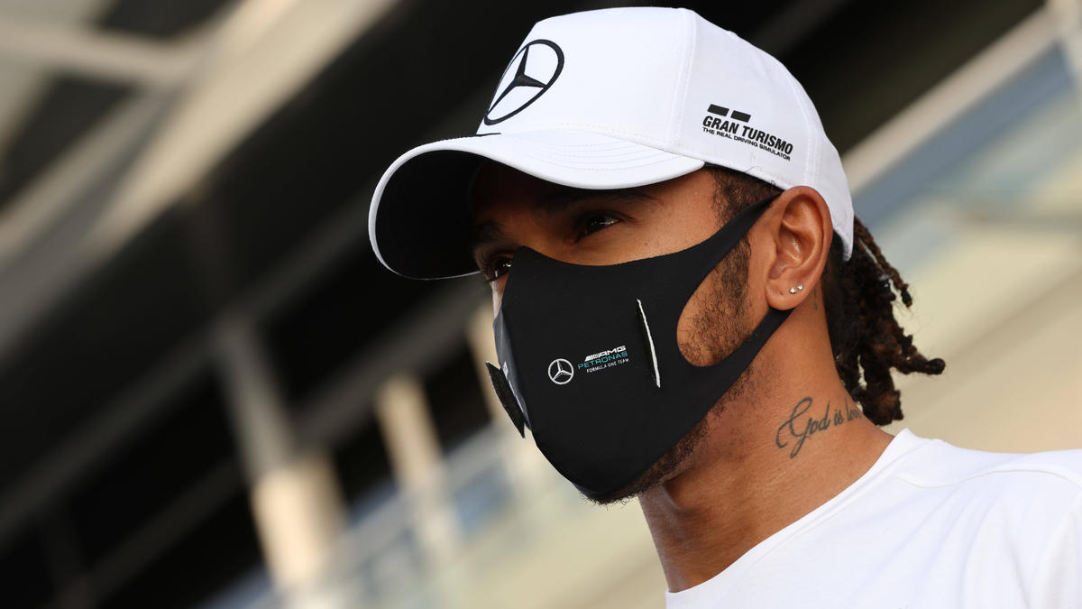Der positive Coronatest von Lewis Hamilton kommt überraschend Der positive Coronatest von Lewis Hamilton kommt überraschend