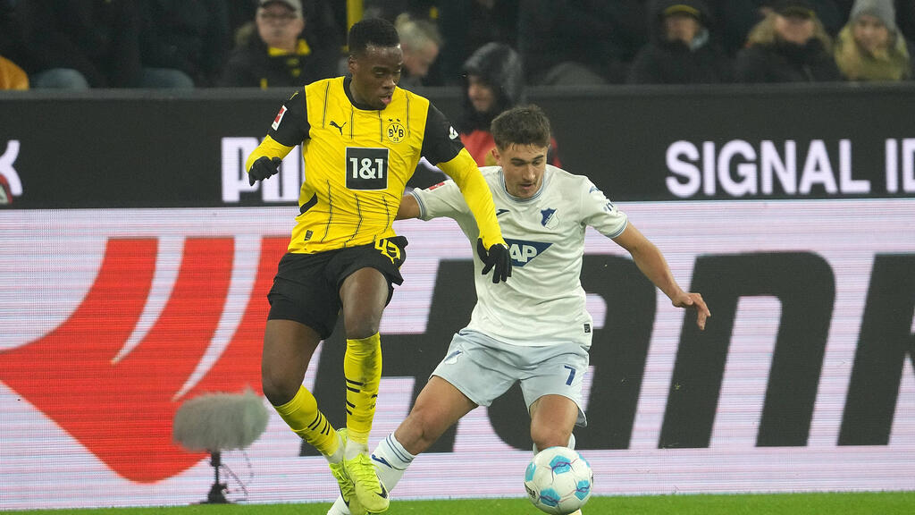 Tom Bischof (r.) ist vom FC Bayern, RB Leipzig und der SGE heiß umworben Tom Bischof (r.) ist vom FC Bayern, RB Leipzig und der SGE heiß umworben