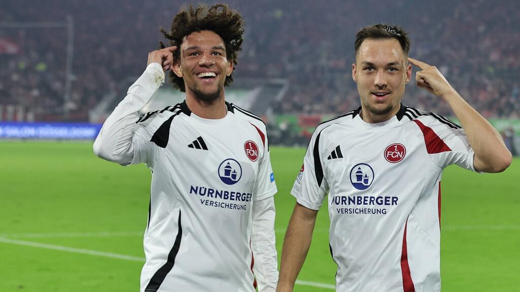 Janis Antiste (l.) spielte eine halbe Saison für den 1. FC Nürnberg Janis Antiste (l.) spielte eine halbe Saison für den 1. FC Nürnberg
